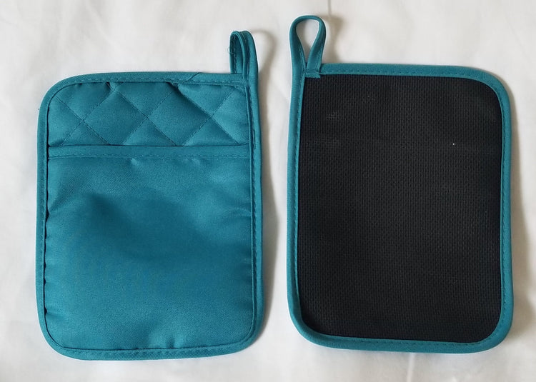 blue green pot holder with pocket
