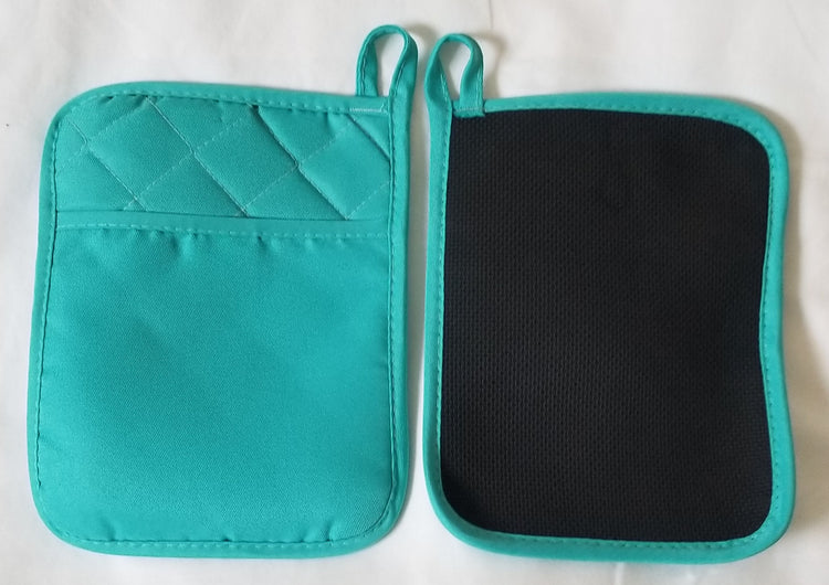 green pot holder with pocket
